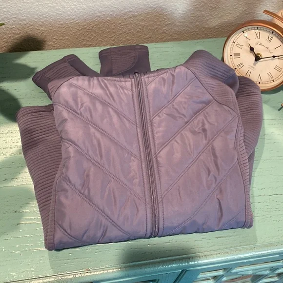 💗Sold💗 Fila “slim fit” workout jacket 💗 - Picture 11 of 12